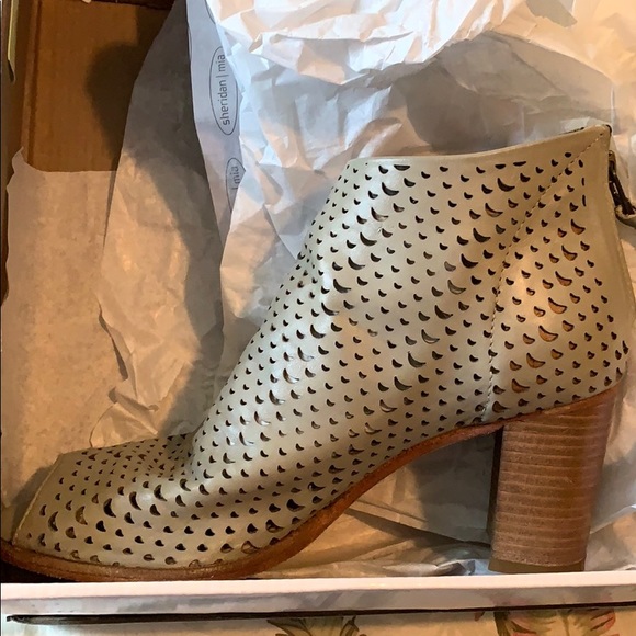 Sheridan Mia Paola Peep Toe Bootie - Picture 2 of 11